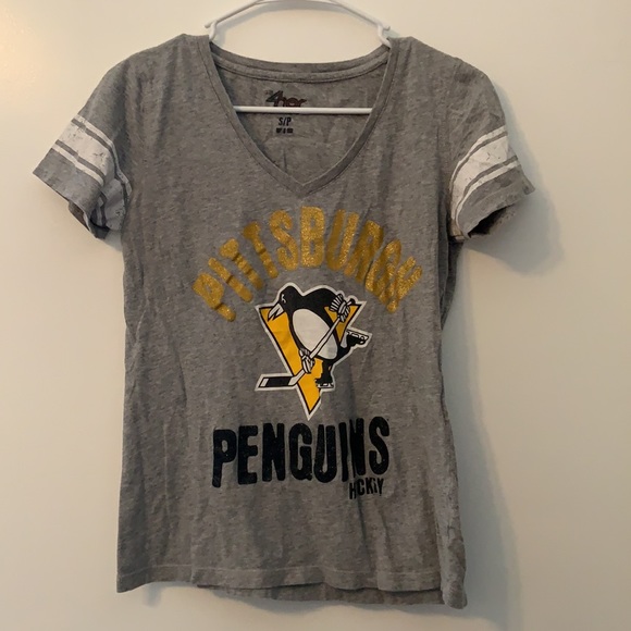 3 Pittsburgh Sports Shirts - Steelers-Pens-Pirates - Picture 4 of 9